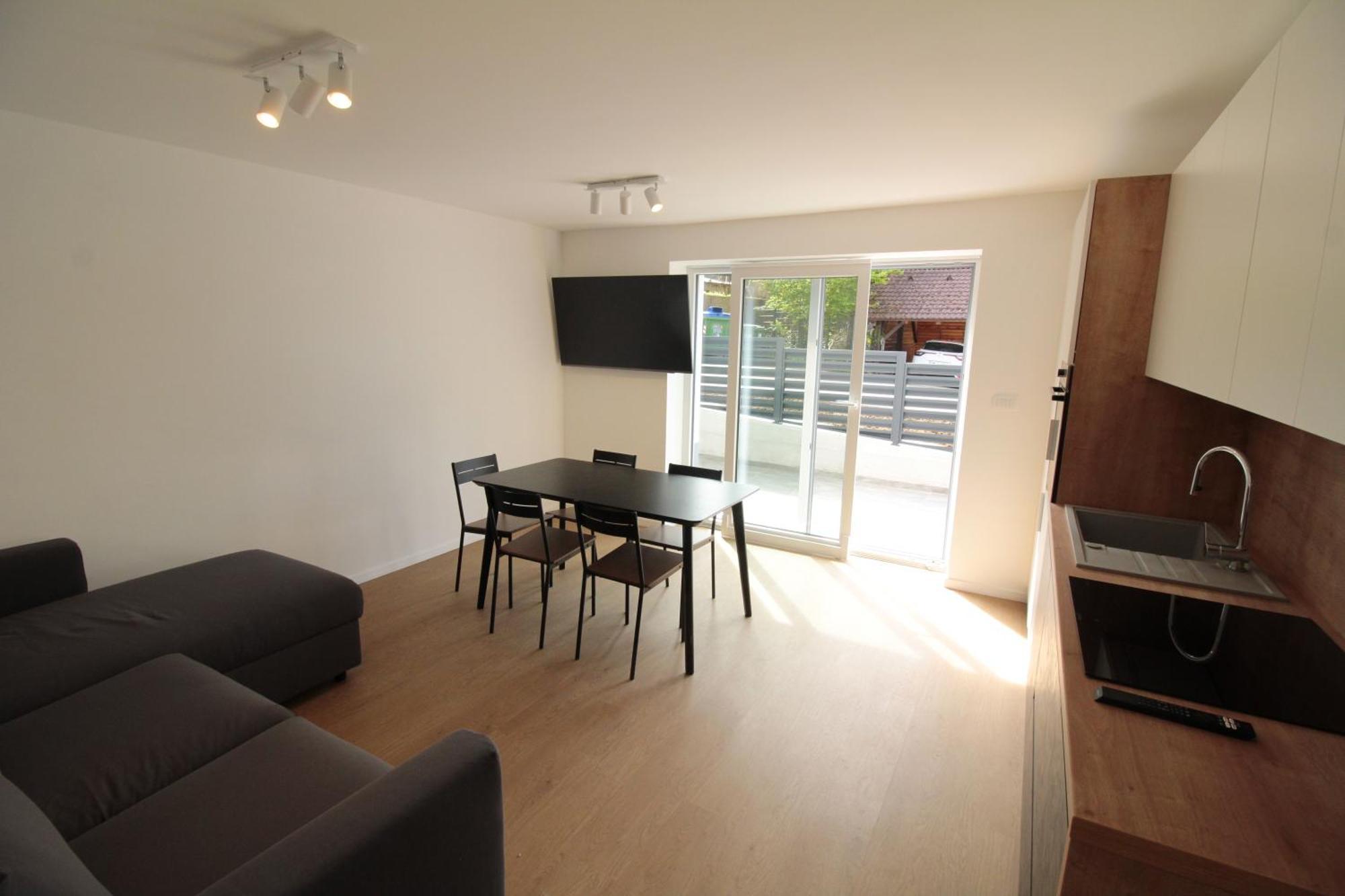 Naia Apartments ノヴォ メスト エクステリア 写真