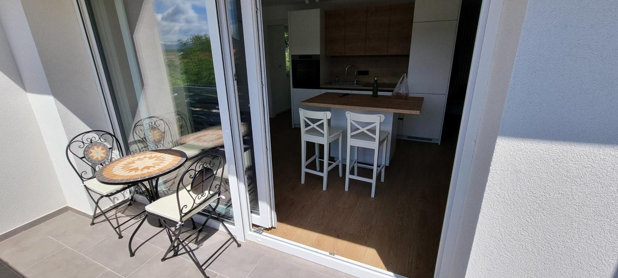 Naia Apartments ノヴォ メスト エクステリア 写真
